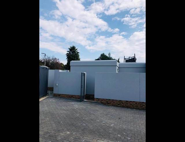 3 BEDROOM HOUSE FOR SALE IN FONTAINEBLEAU